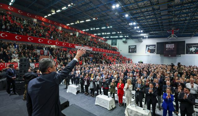Özgür Özel: Sırf bizi çıldırtmak için dört teğmeni ordudan ihraç ediyorlar