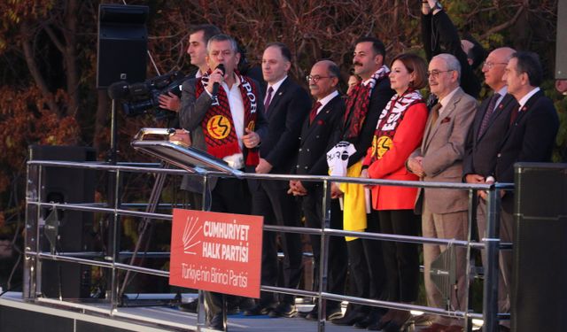Özgür Özel: Türkiye'yi yıllar önce başvurduğumuz Avrupa Birliği'ne taşıyacağız