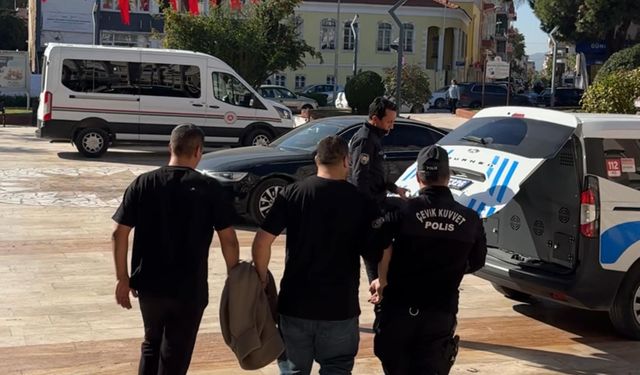 Polis merkezinde arbede: 1 polis yaralandı, 2 kişi tutuklandı