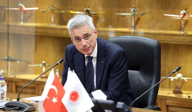 Sağlık Bakanı Memişoğlu TUSAŞ'I ziyaret etti