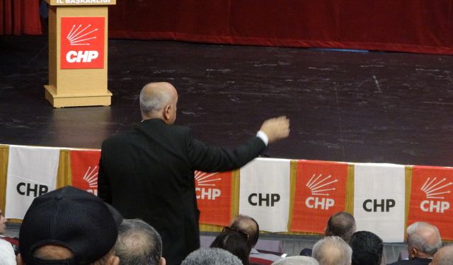 Sivas'ta CHP kongresinde gerginlik