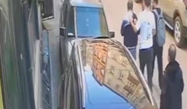 Sultangazi'de sözlü taciz ettiği iddiası; çevredekiler tarafından darbedildi