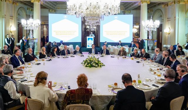 Cevdet Yılmaz 'Milli Sarayların Yüzyılı Sempozyumu'na katıldı