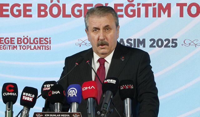 Destici: KKTC'nin adı Kıbrıs Türk Cumhuriyeti olarak yenilenmeli