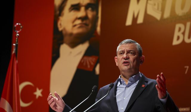 Özgür Özel: Kuryeye hız dayatan, ölümle yarıştıran sistem denetlenmeli