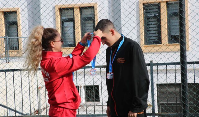 Tayland'dan madalyalarla dönen Ulaş'ın hedefi, Avrupa şampiyonu olmak