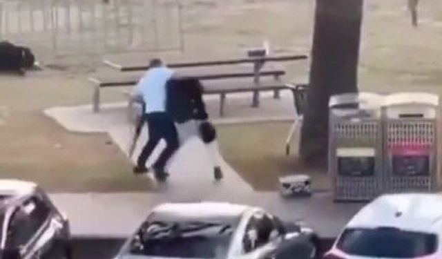 Avustralya Başbakanı Albanese, silahlı saldırıda saldırgana müdahale eden Ahmed'i ziyaret etti