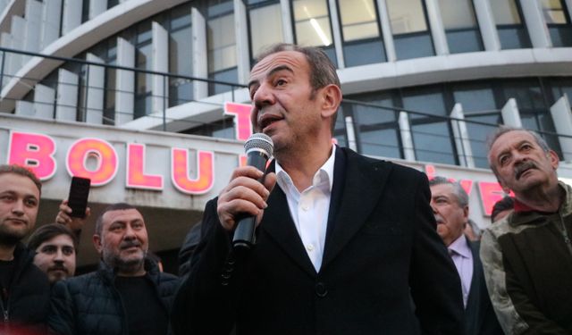 CHP'li Tanju Özcan dualarla Umre'ye uğurlandı