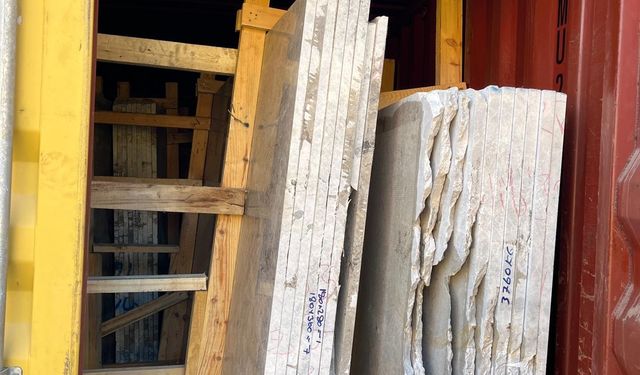 Mersin Limanı'nda gümrük kaçakçılığı operasyonu: Kamuyu 182 milyon TL zarar uğratan 5 kişi tutuklandı