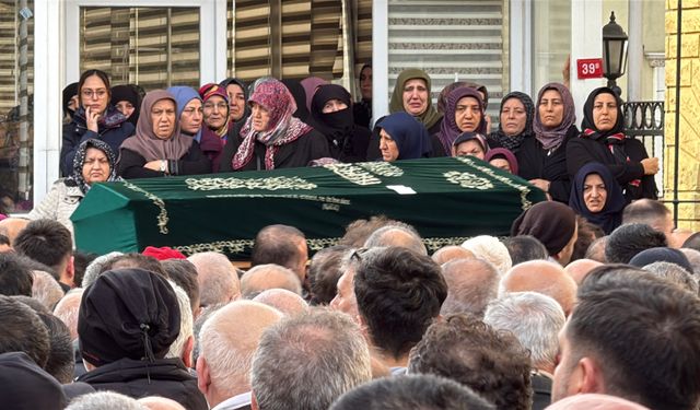 Şişli'de trafik kazasında hayatını kaybedenler son yolculuğuna uğurlandı