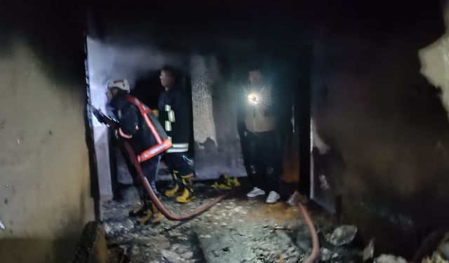 Şanlıurfa'da gaz sıkışması sonucu patlama: ve yangın: 3 ölü, 4 yaralı