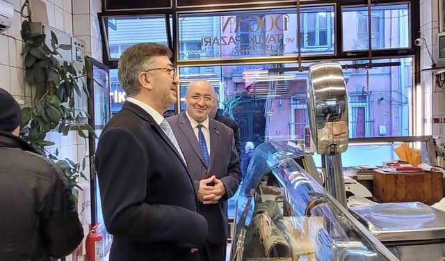 Yeniden Refah Şişli’de Sahada, Esnafı Ziyaret Etti