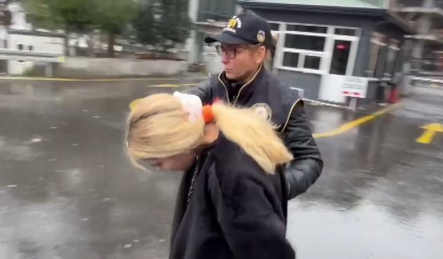 Evlere girip hırsızlık yapan şüphelilerden 1'i yakalandı diğeri aranıyor