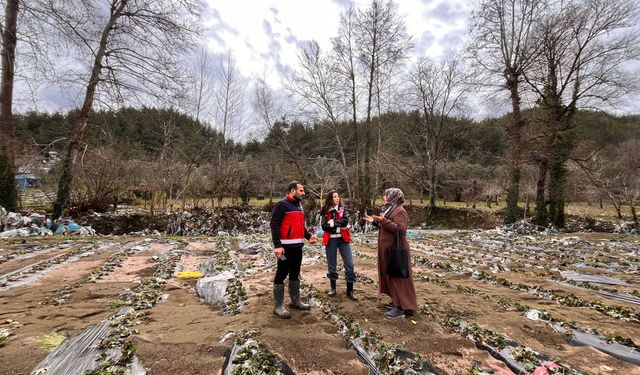 Hatay'da sağanak; dere taştı, evi ve ahırı su bastı (2)