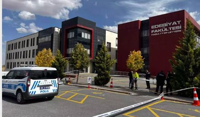 Üniversitede pompalı tüfekle vurduğu eski eşinin son anlarını kaydedip yakınlarına göndermiş