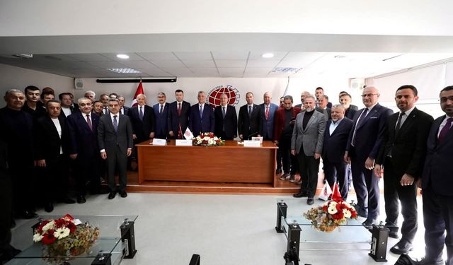 Bakan Bolat İhracatımız geçen yıl sonunda 400 milyar dolara yaklaştı