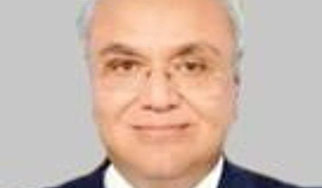 Eskişehir'de zincirleme kaza: Eski bakanlar Koç ve Selçuk da yaralı