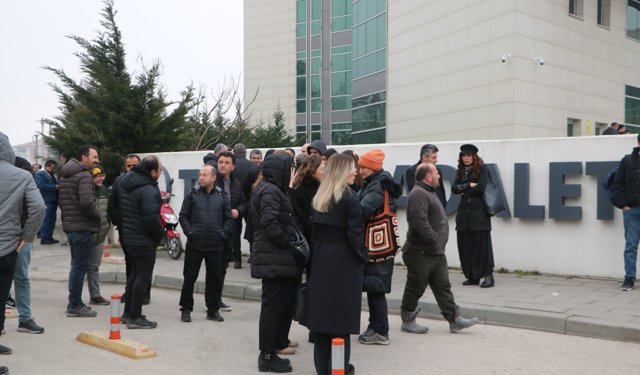 'İrtikap' soruşturmasında gözaltına alınan Tanju Özcan adliyeye sevk edildi