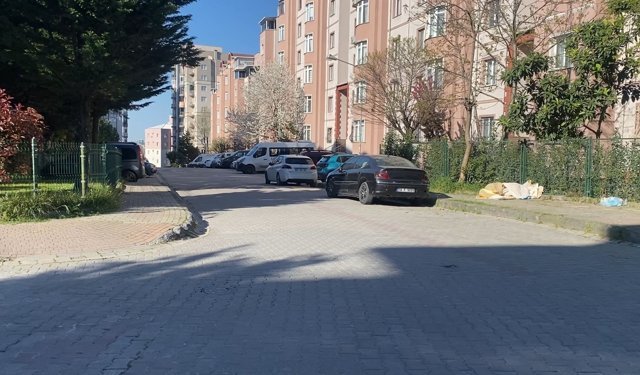 Başakşehir'de alacak tartışması silahlı kavgaya dönüştü: 1 yaralı