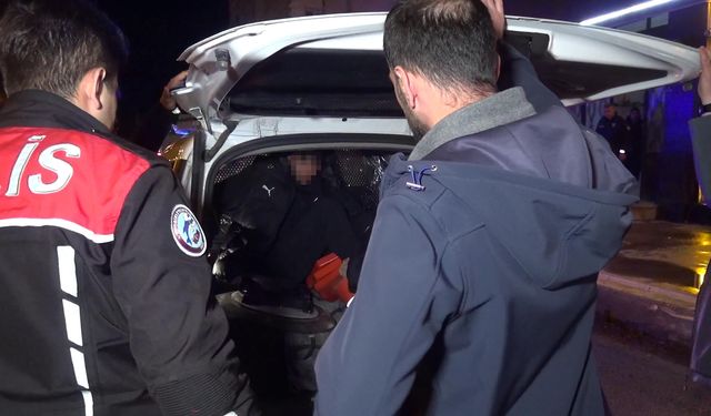 Anneannesini bıçakla yaralayıp rehin aldı, teyzesi güçlükle ikna etti