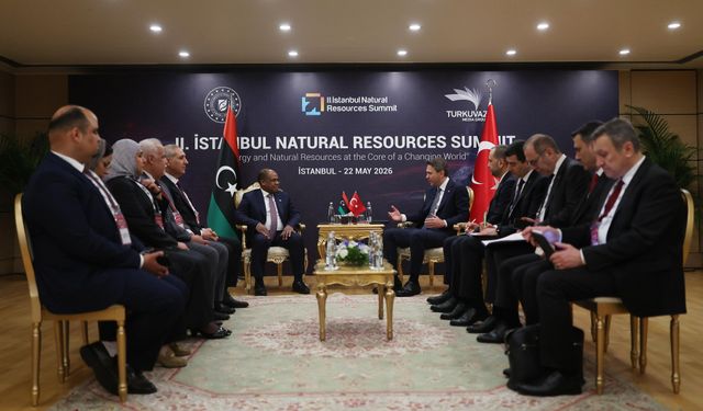 Bakan Alparslan Bayraktar, Libya Petrol ve Gaz Bakanı Abdülsadık ile görüştü