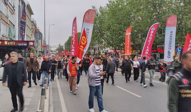 CHP İstanbul İl Başkanlığı Bahçelievler'de yürüyüş düzenledi