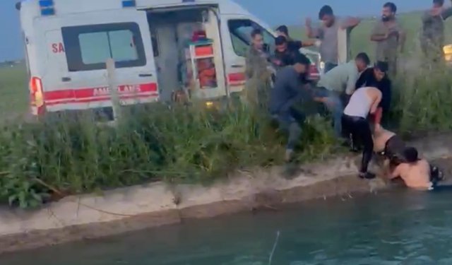 Şanlıurfa'da kanala devrilen otomobildekilere yardım için suya giren Suriyeli, öldü