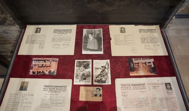 Sezai Karakoç'un arşivi, 'Zamana Adanmış Sözler' sergisiyle ilk kez ortaya çıktı