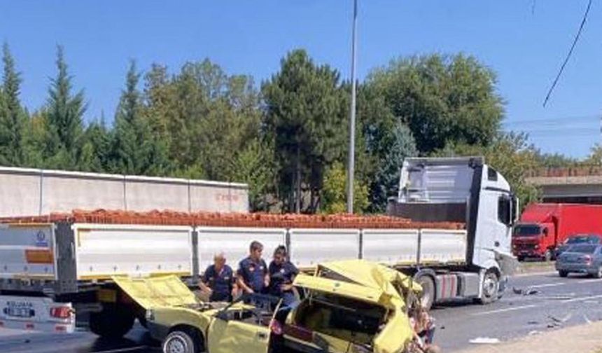 Eskişehir'de feci trafik kazası: 1 ölü, 3 yaralı