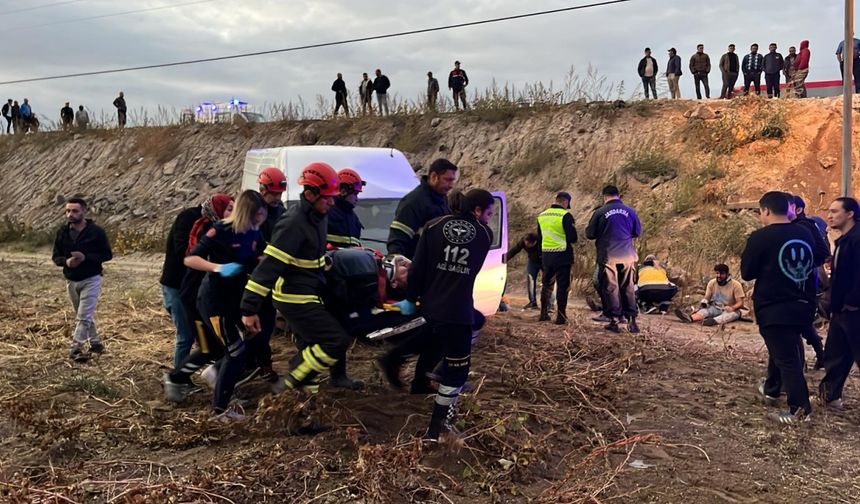 Nevşehir’de işçi servisi şarampole devrildi: 5 yaralı