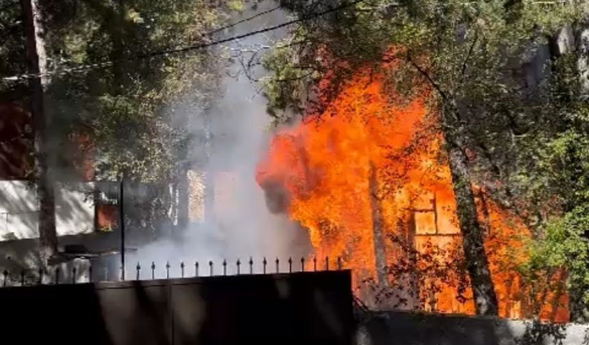 Osmaniye’de yayla evi, yangında küle döndü