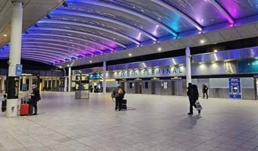 Gatwick Havalimanı'nda bir terminal güvenlik nedeniyle boşaltıldı