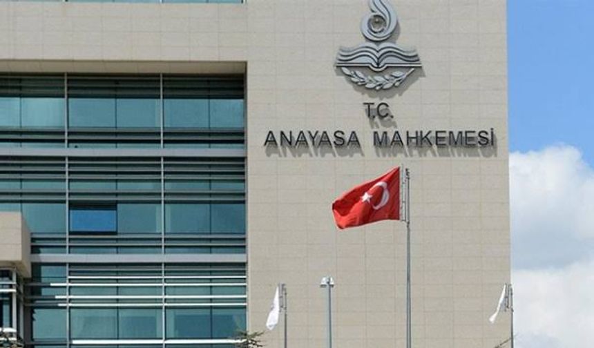 Anayasa Mahkemesi'nin 5 parti için 'mali denetim' kararı Resmi Gazete'de