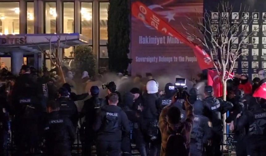 Saraçhane'de izinsiz gösteriye polisten müdahale