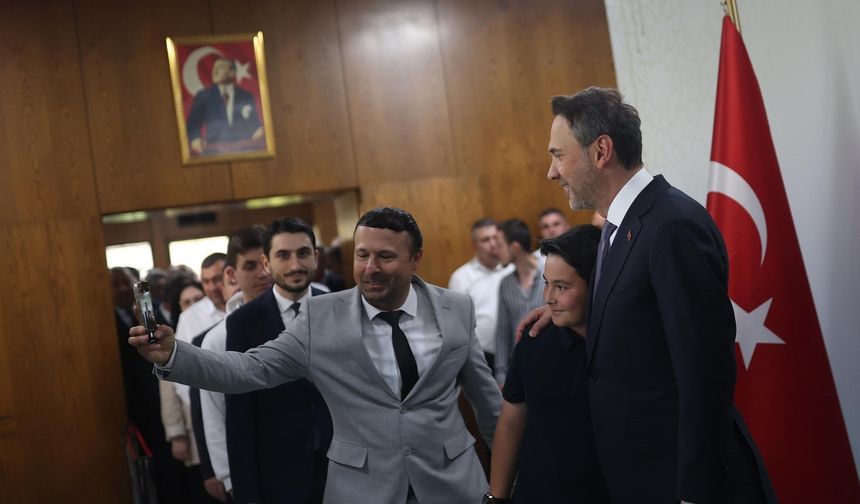 Bakan Bayraktar: Son yıllarda yaptığımız çalışmalarla vatandaşımıza ümit olduk