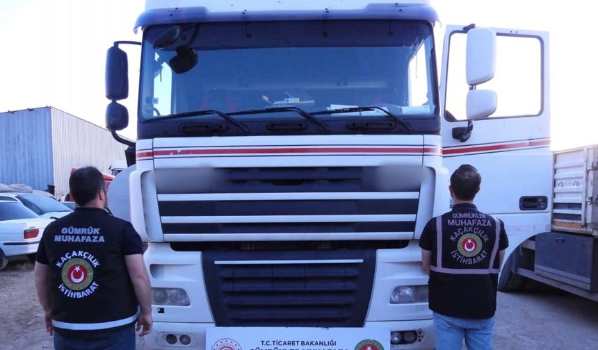 Ticaret Bakanlığı: Gaziantep-Şanlıurfa otoyolunda 23 bin 694 şişe kaçak içki ele geçirildi