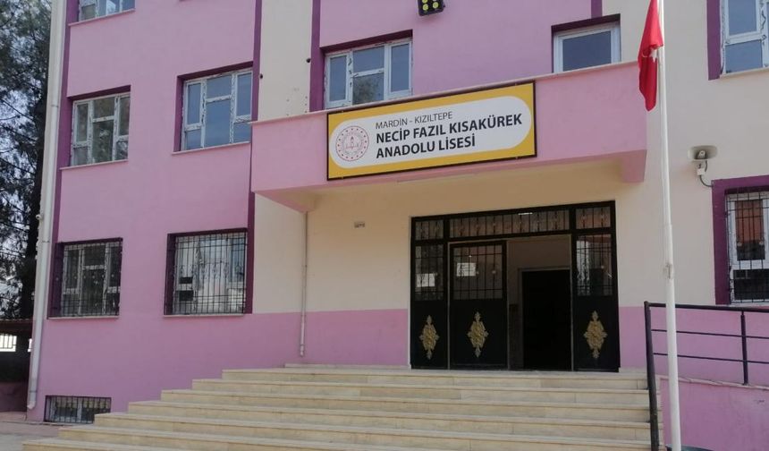 Kızıltepe’de Okul Müdürü Okulda Ölü Bulundu