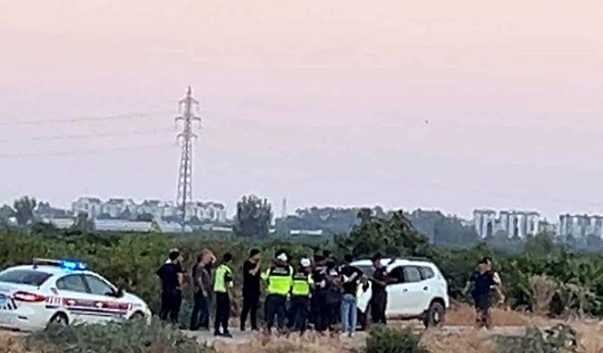 Pompalı tüfekle husumetlisinin serasını bastı; 2 ölü