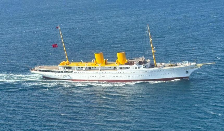 Teknofest, Atatürk'ün mirasına sahip çıktı: Savarona'ya muhteşem karşılama