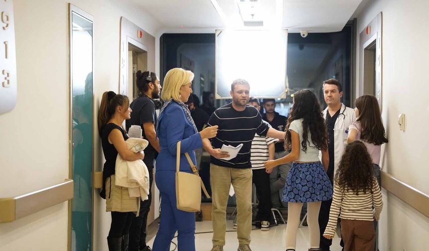 Güller ve Günahlar cumartesi Kanal D'de