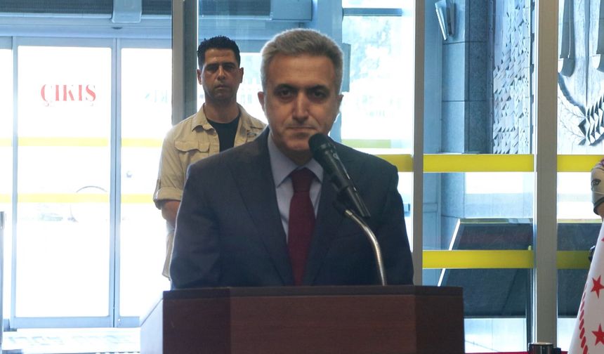 Yargıtay Cumhuriyet Savcılığı'na atanan Zafer Koç için Anadolu Adliyesi'nde veda töreni