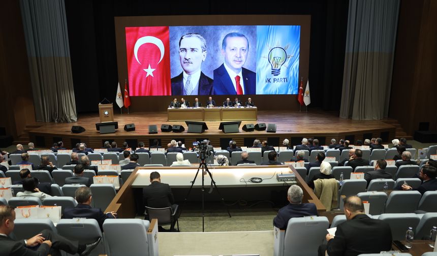 AK Parti'de MKYK toplandı