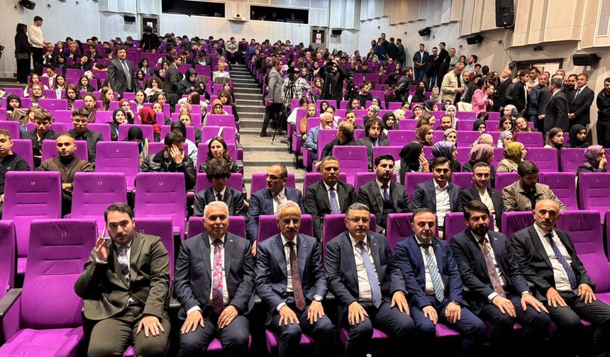 Bakan Uraloğlu: 4,7 milyon kullanıcının bütün bilgileri yurt dışına çıkarılmıştır