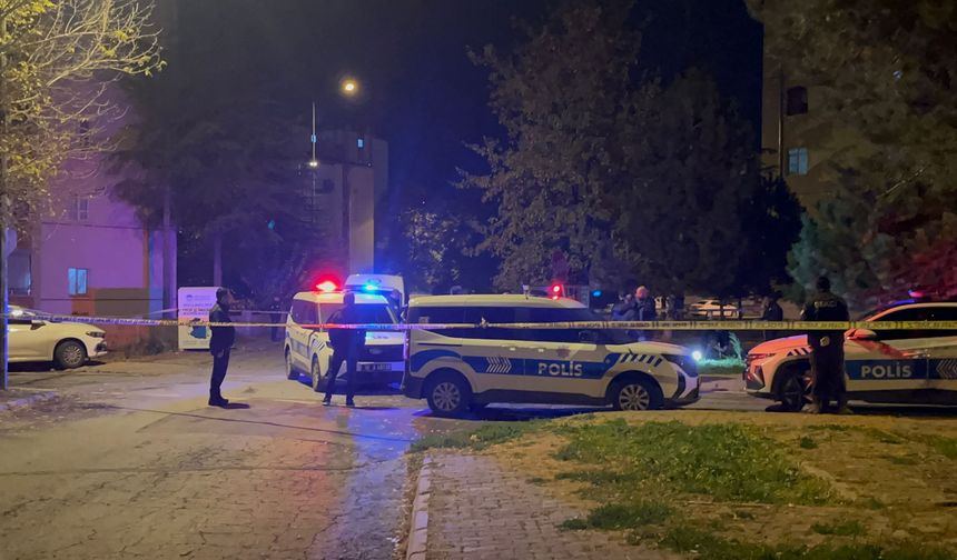 Boşanma aşamasındaki eşini bıçaklayarak öldüren koca, tutuklandı