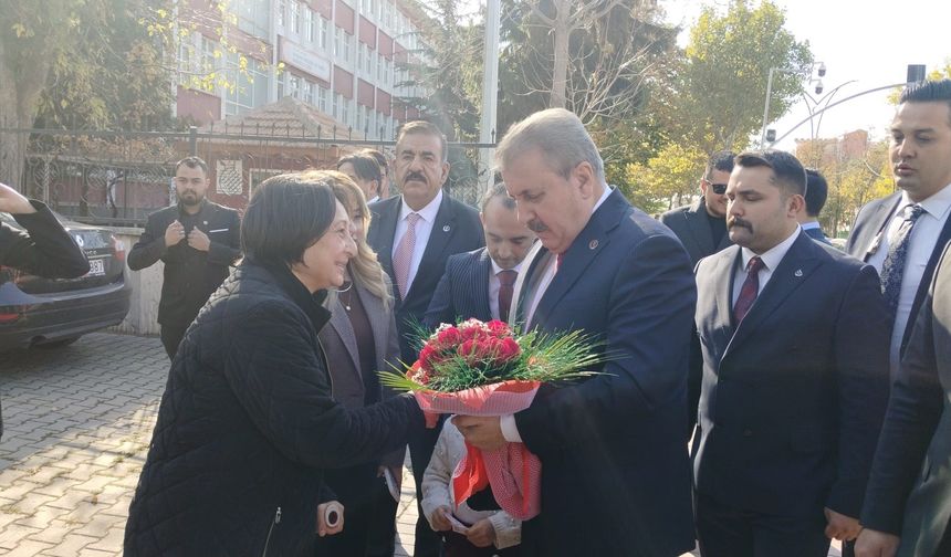 Destici: Bu millet, hainlerin taleplerine asla geçit vermez