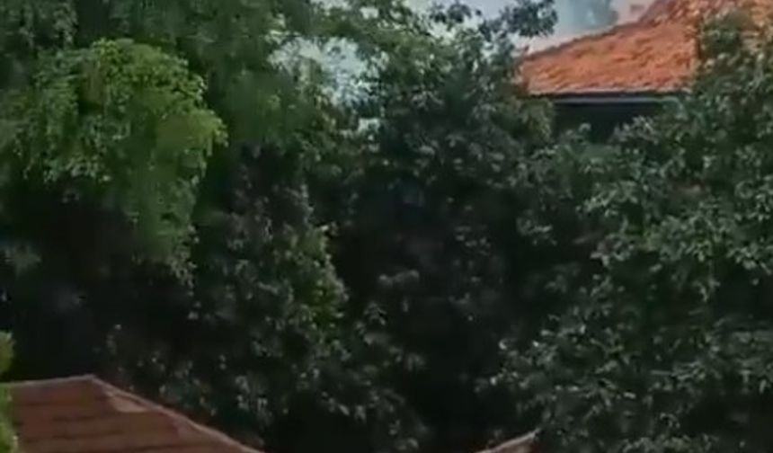 Endonezya'da camide patlama: 54 yaralı