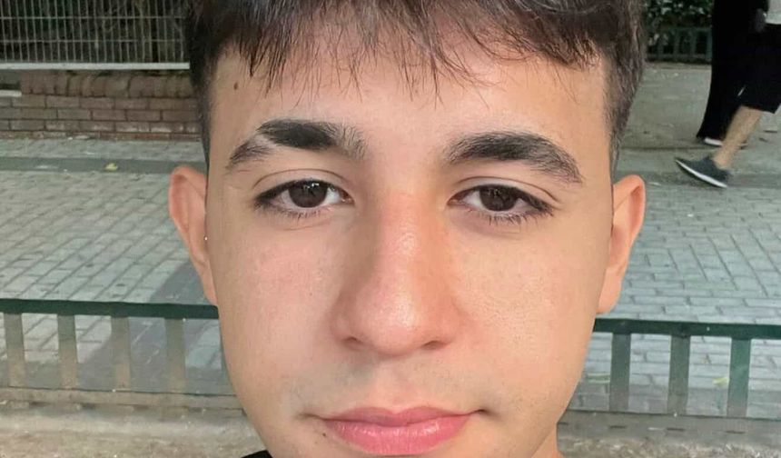 Kağıthane'de trafik tartışmasında taksici sopayla saldırdı: 'Bagajdan sopayı çıkarıp kafama 10 defa vurdu'