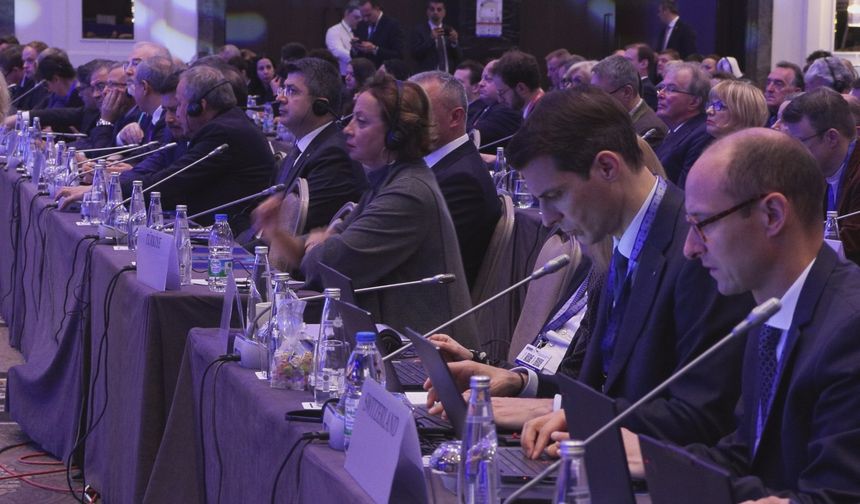 Numan Kutulmuş: Çifte standartlardan uzak yepyeni bir sistem kurmak zorundayız