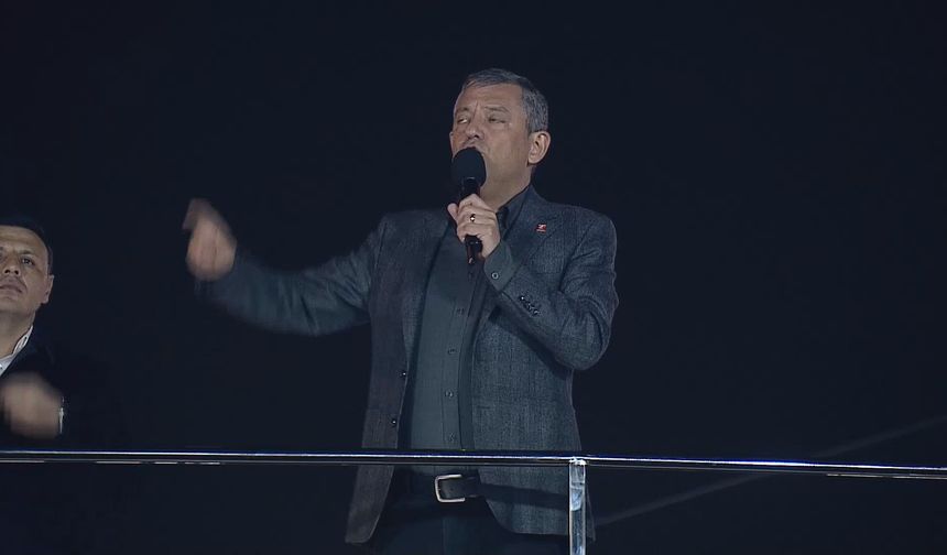 Özgür Özel Sultanbeyli'de konuştu