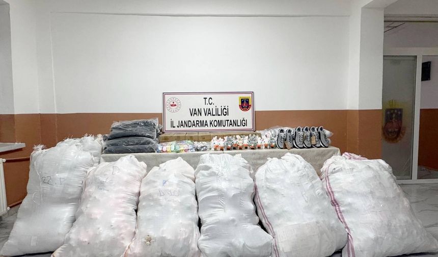 Van'da 2,2 milyon TL'lik gümrük kaçağı eşya ele geçirildi